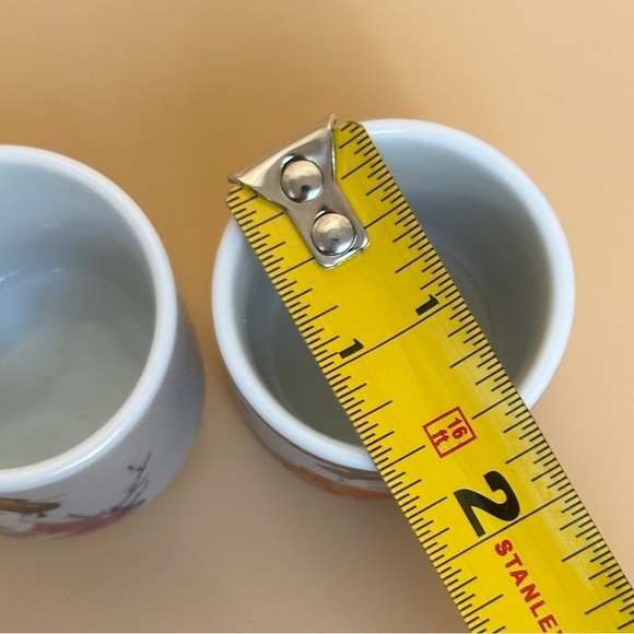 Japanese Geisha Woman In Kimono Sake Tea Cup Set of 4 - Picture 9 of 10